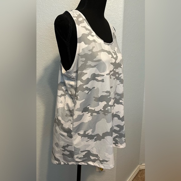 Athletic Works Gray Camo Racerback Tank - Picture 2 of 4